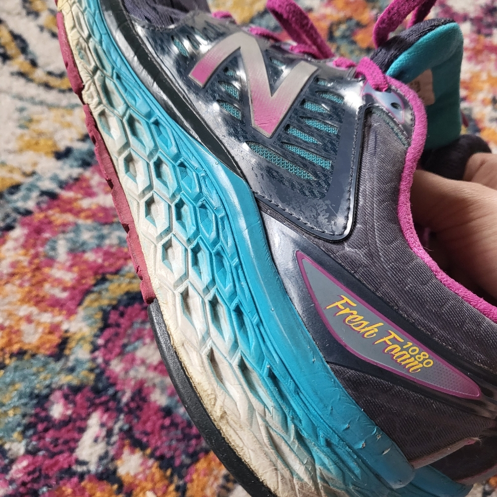New Balance 1080 fresh foam sz 10.5 women's pink blue - Picture 10 of 13